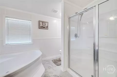 Bath - 769 Log Landing Rd, Springfield, GA 31329 photo 2 of 3