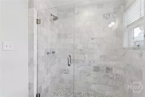 Bath - 315 E 54th St, Savannah, GA 31405 photo 4 of 4