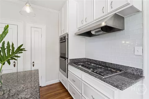 Kitchen - 315 E 54th St, Savannah, GA 31405 photo 2 of 4