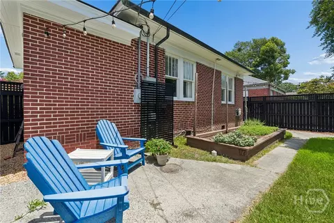 Exterior - 315 E 54th St, Savannah, GA 31405 photo 6 of 11