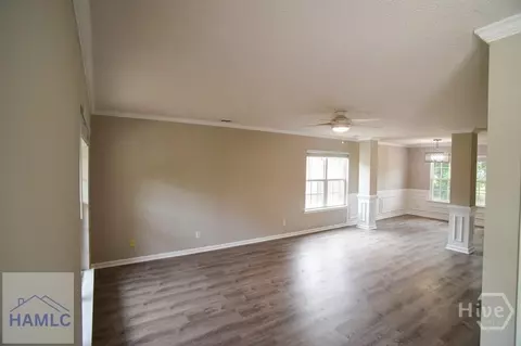 Living - 121 Pampas Dr, Pooler, GA 31322 photo 2 of 3