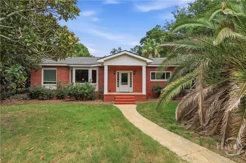 8818 Whitefield Ave, Savannah, GA 31406