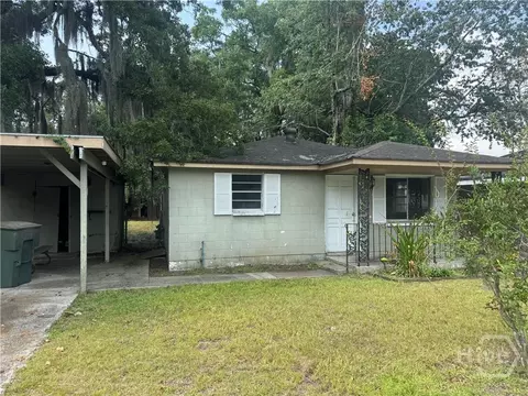 2243 Mosley St, Savannah, GA 31404