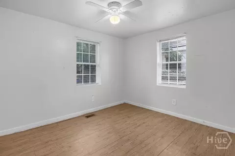 Bedroom - 3311 Myrtle St, Savannah, GA 31405 photo 4 of 7