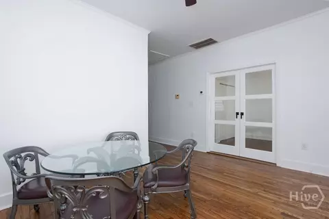 Dining - 1106 E Broad St, Savannah, GA 31401 photo 3 of 3