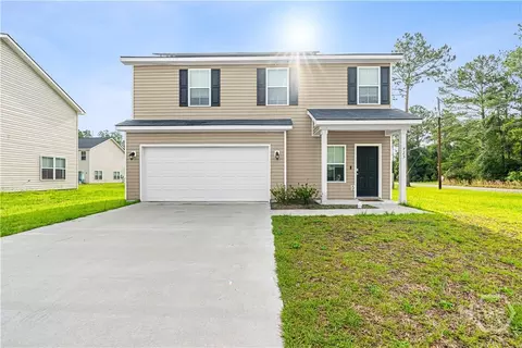 725 Mill Creek Cir, Hinesville, GA 31313