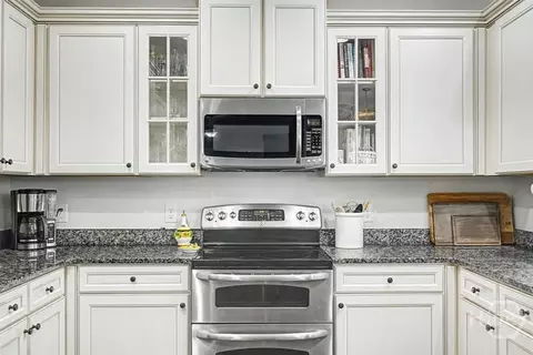 Kitchen - 104 Sutton Ln, Pooler, GA 31322 photo 3 of 5