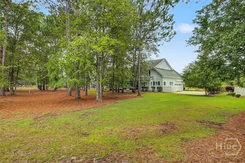 Exterior - 104 Sutton Ln, Pooler, GA 31322 photo 4 of 13