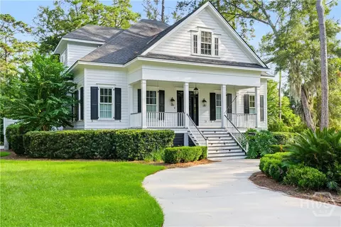 2 Lightenstone Ct, Savannah, GA 31411