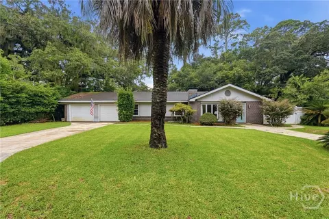 33 Romney Pl, Savannah, GA 31406
