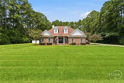1695 Saint Catherine Cir, Richmond Hill, GA 31324