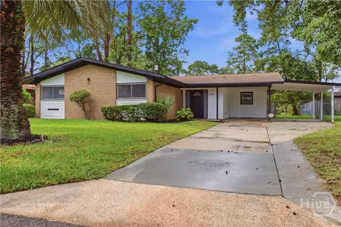 1504 Cathy St, Savannah, GA 31415