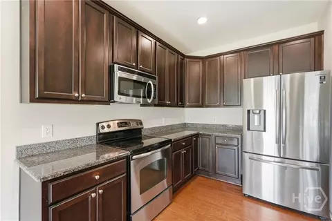 Kitchen - 4 Olde Gate Ct, Pooler, GA 31322 photo 2 of 4