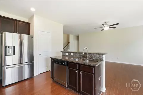 Kitchen - 4 Olde Gate Ct, Pooler, GA 31322 photo 4 of 4