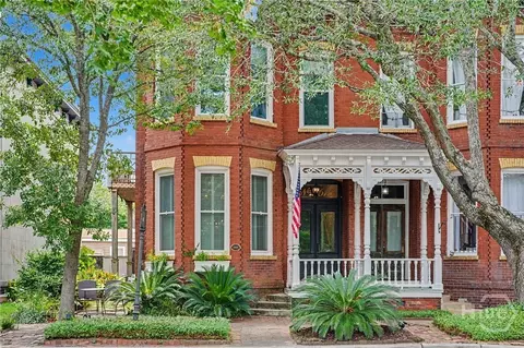 615 Tattnall St, Savannah, GA 31401