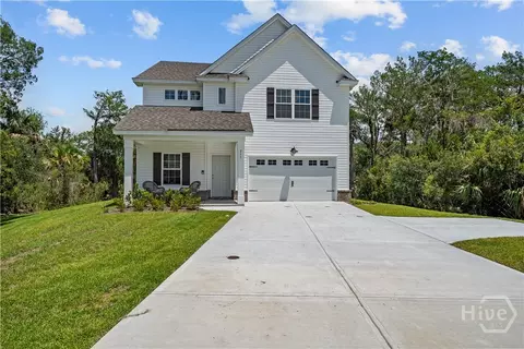 255 James Dr, Richmond Hill, GA 31324