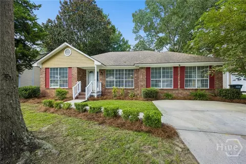 110 Bobstay Ct, Savannah, GA 31410