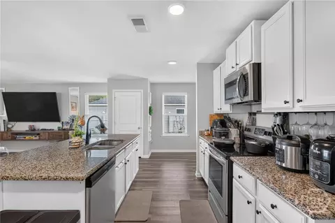 Kitchen - 102 Butternut Blvd, Guyton, GA 31312 photo 4 of 4