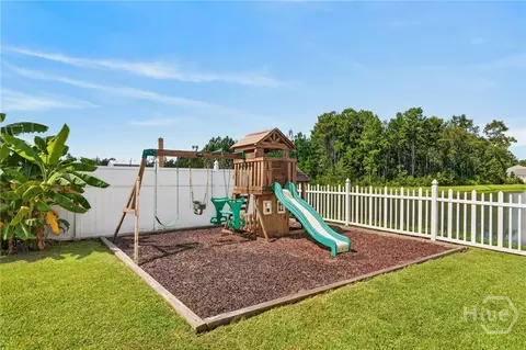Exterior - 102 Butternut Blvd, Guyton, GA 31312 photo 10 of 17