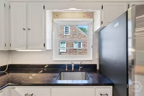 Kitchen - 30 E 60th St, Savannah, GA 31405 photo 5 of 6