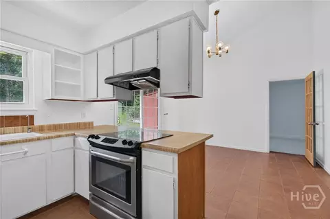 Kitchen - 114 Fox St, Springfield, GA 31329 photo 4 of 6