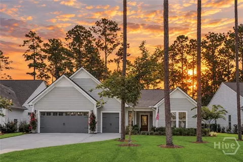 458 Mandeville Dr, Richmond Hill, GA 31324