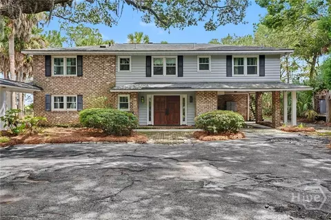 1316 Walthour Rd, Savannah, GA 31410
