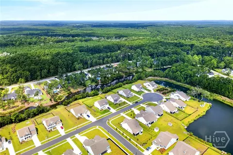 257 Heron Creek Dr, Richmond Hill, GA 31324