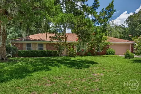39 Barrington Cir, Savannah, GA 31419