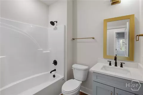 Bath - 406 S Ash St, Springfield, GA 31329 photo 1 of 3