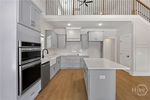 Kitchen - 406 S Ash St, Springfield, GA 31329 photo 4 of 4