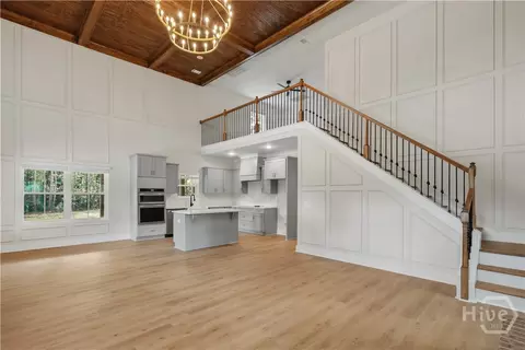 Living - 406 S Ash St, Springfield, GA 31329 photo 3 of 5