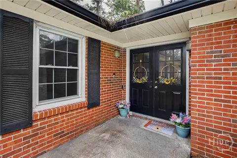 Exterior - 205 W 4th St, Springfield, GA 31329 photo 2 of 4