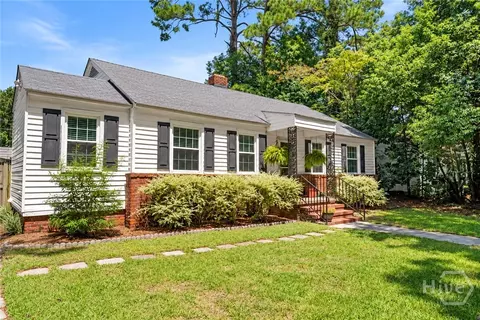 2332 E 41st St, Savannah, GA 31404