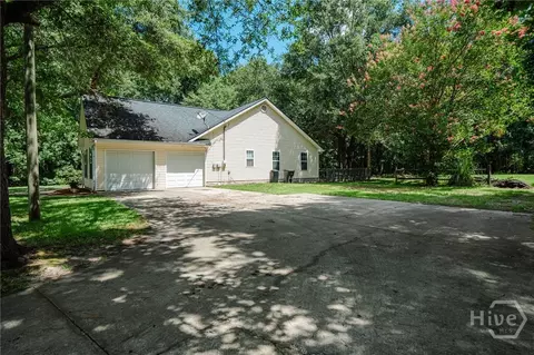 Exterior - 926 Oak Hampton Rd, Fleming, GA 31309 photo 2 of 4