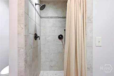 Bath - 755 Elbert Arnsdorff Rd, Springfield, GA 31329 photo 7 of 8