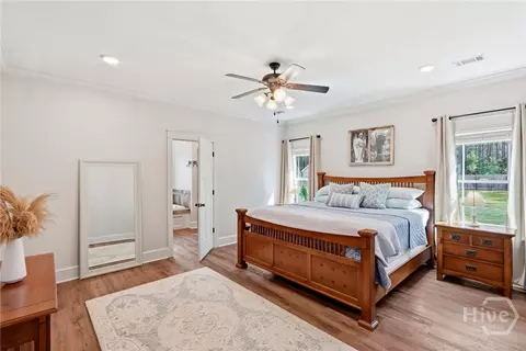 Bedroom - 755 Elbert Arnsdorff Rd, Springfield, GA 31329 photo 2 of 11