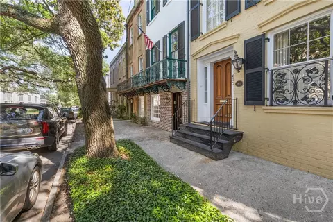 419 E Charlton St, Savannah, GA 31401