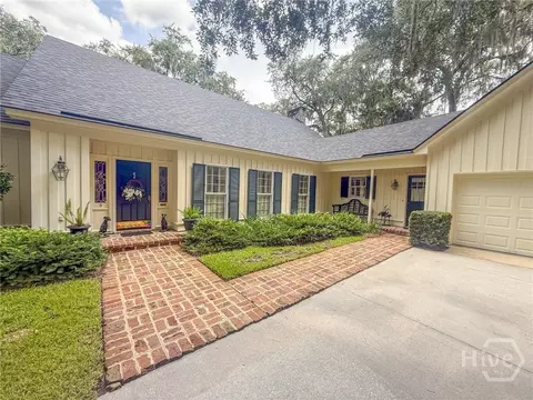 5 Savy Ln, Savannah, GA 31411