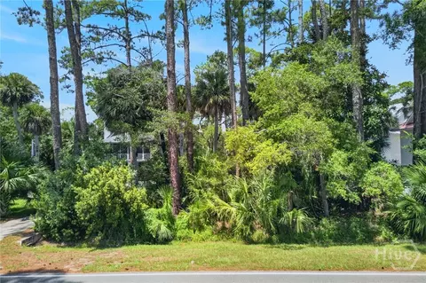 811 Jones Ave, Tybee Island, GA 31328
