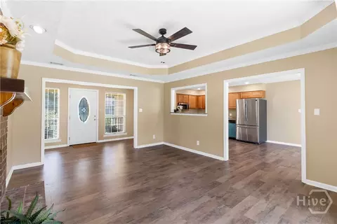 Living - 98 Red Fox Dr, Savannah, GA 31419 photo 3 of 7