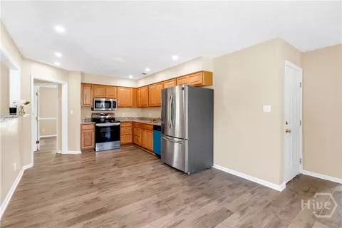 Kitchen - 98 Red Fox Dr, Savannah, GA 31419 photo 1 of 3