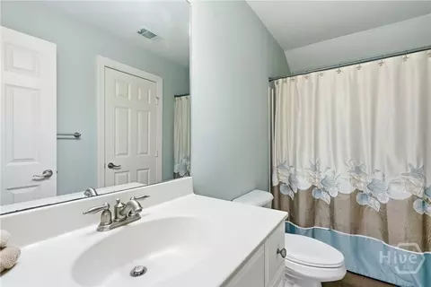 Bath - 136 Mallory Pl, Pooler, GA 31322 photo 3 of 3
