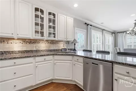 Kitchen - 136 Mallory Pl, Pooler, GA 31322 photo 4 of 4