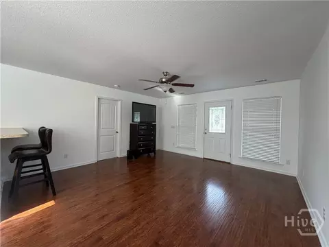Living - 284 Barrister Cir, Guyton, GA 31312 photo 3 of 7