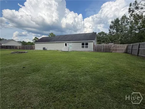 Exterior - 284 Barrister Cir, Guyton, GA 31312 photo 7 of 9