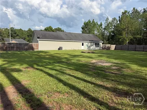 Exterior - 284 Barrister Cir, Guyton, GA 31312 photo 6 of 9