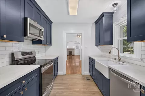 1302 E 51st St, Savannah, GA 31404 photo 16