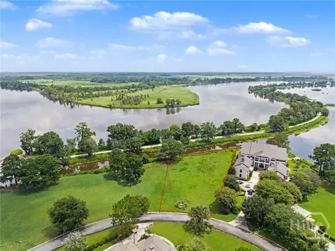 223 Captains Walk, Richmond Hill, GA 31324