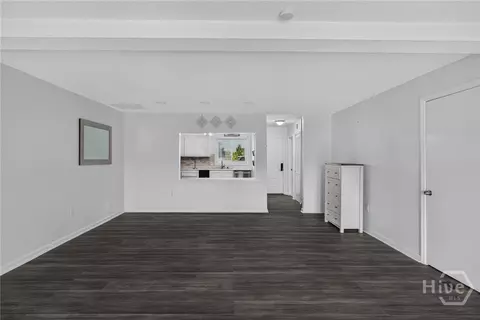 Living - 12502 Apache Ave #27, Savannah, GA 31419 photo 7 of 7